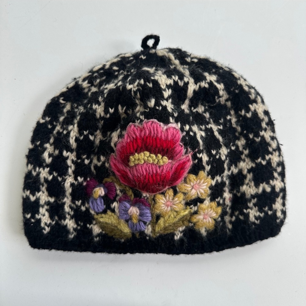 French Knot Georgia Plaid Hat Black Wool Beanie Floral Embroidered Fleece Lined‎